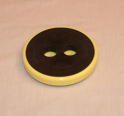 003B, Yellow Square End Cap